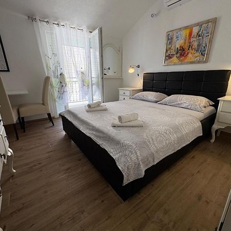 Apartment Ariana Bol Buitenkant foto